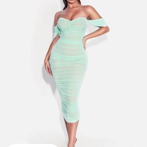 Chic Mint Stretchy Chic Off-Shoulder Midi Dress